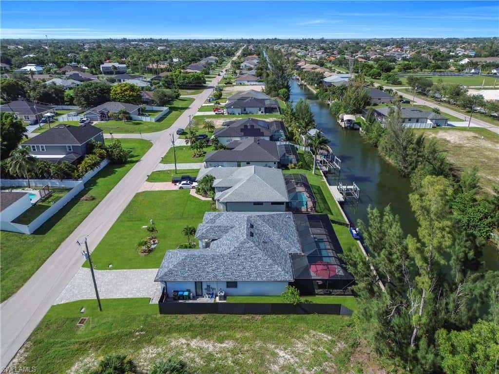 2127 17th Pl, Cape Coral, photo 48