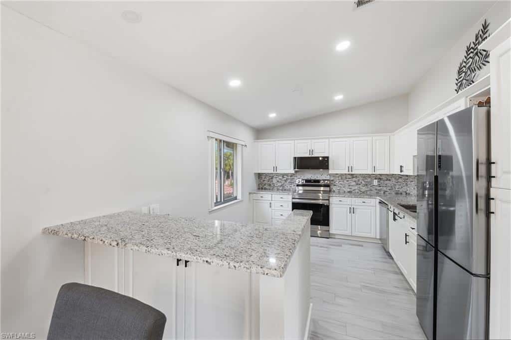 3207 Horse Carriage Way #10, Naples, photo 5