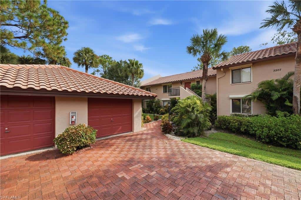 3207 Horse Carriage Way #10, Naples, photo 39