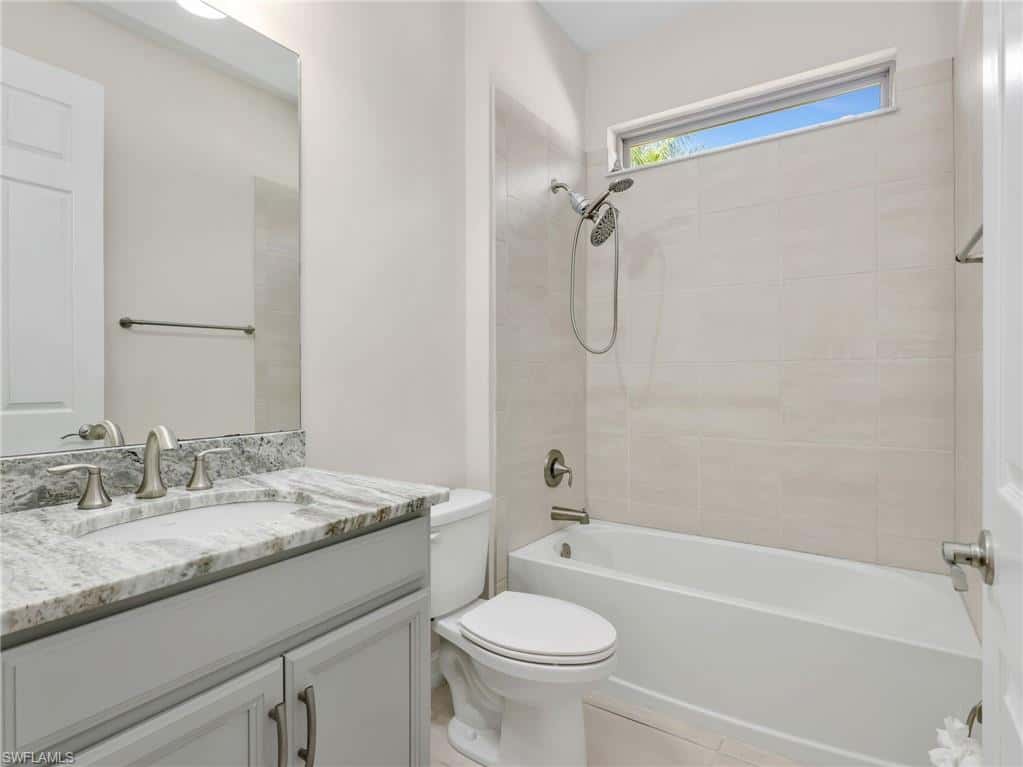 16382 Barclay Ct, Naples, photo 27