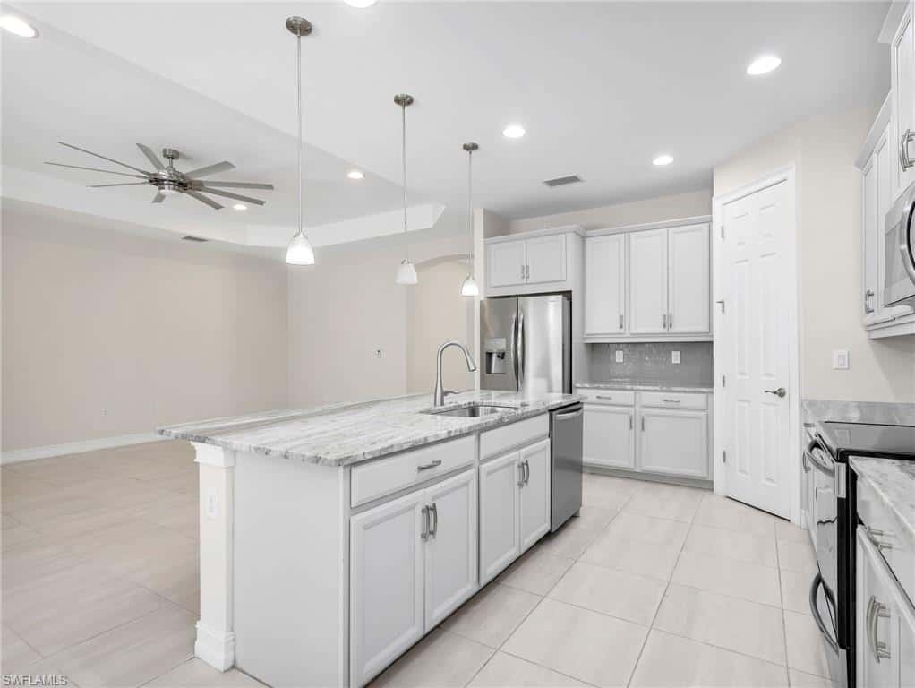 16382 Barclay Ct, Naples, photo 17