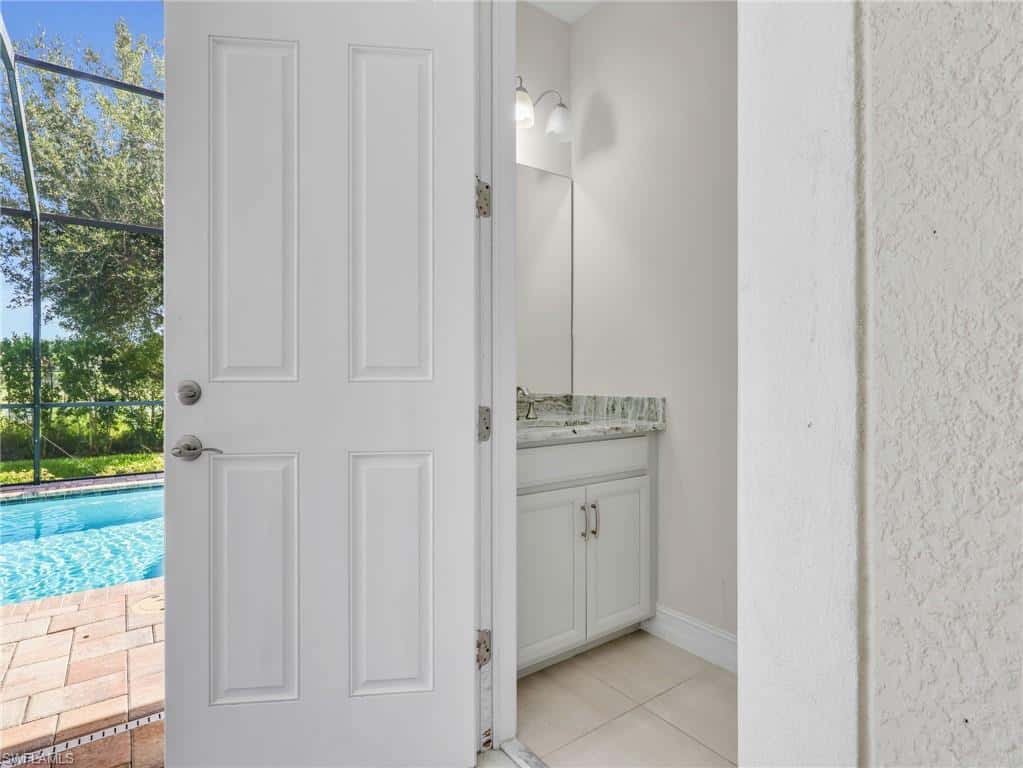 16382 Barclay Ct, Naples, photo 19