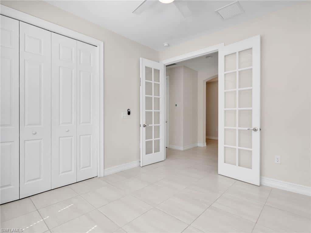16382 Barclay Ct, Naples, photo 31