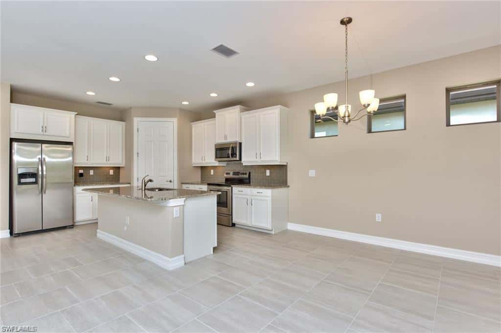 16354 Barclay Ct, Naples, photo 6