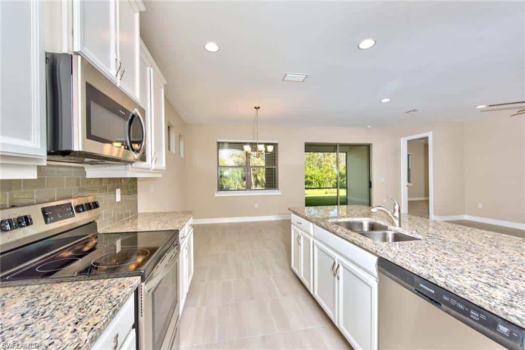16354 Barclay Ct, Naples, photo 9
