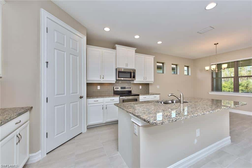 16354 Barclay Ct, Naples, photo 8
