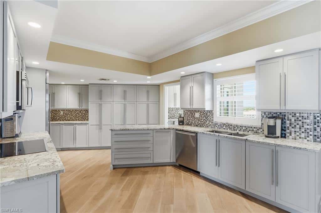 2901 Gulf Shore Blvd #701s, Naples, photo 10