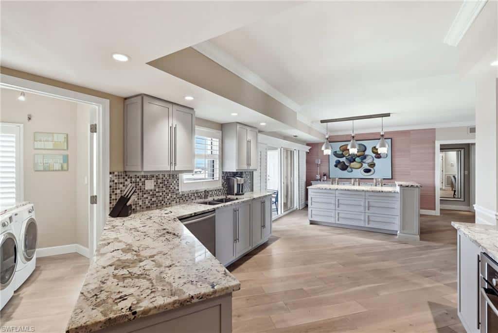 2901 Gulf Shore Blvd #701s, Naples, photo 14