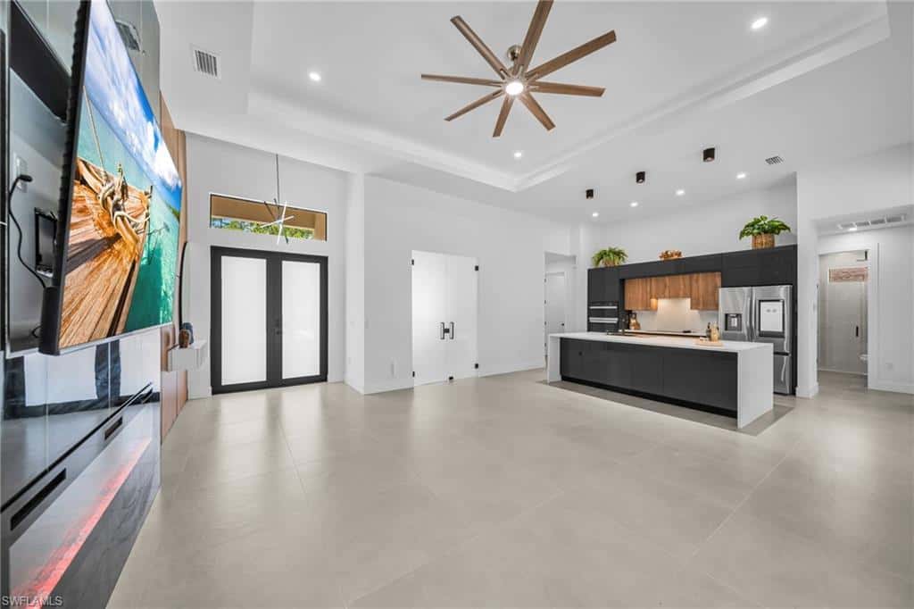 2012 Robert Ave, Alva, photo 6