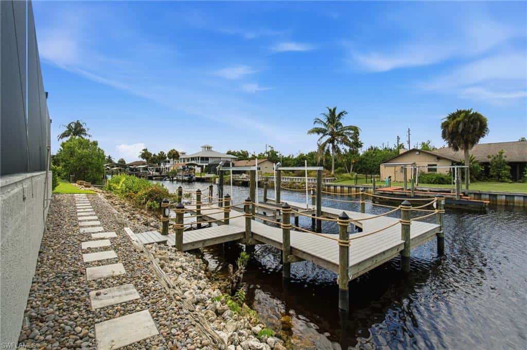 5531 Harborage Dr, Fort Myers, photo 31