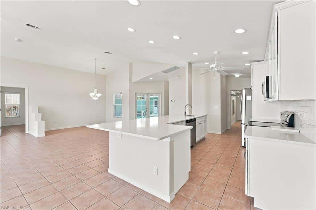 17518 Plumera Ln, North Fort Myers, photo 9