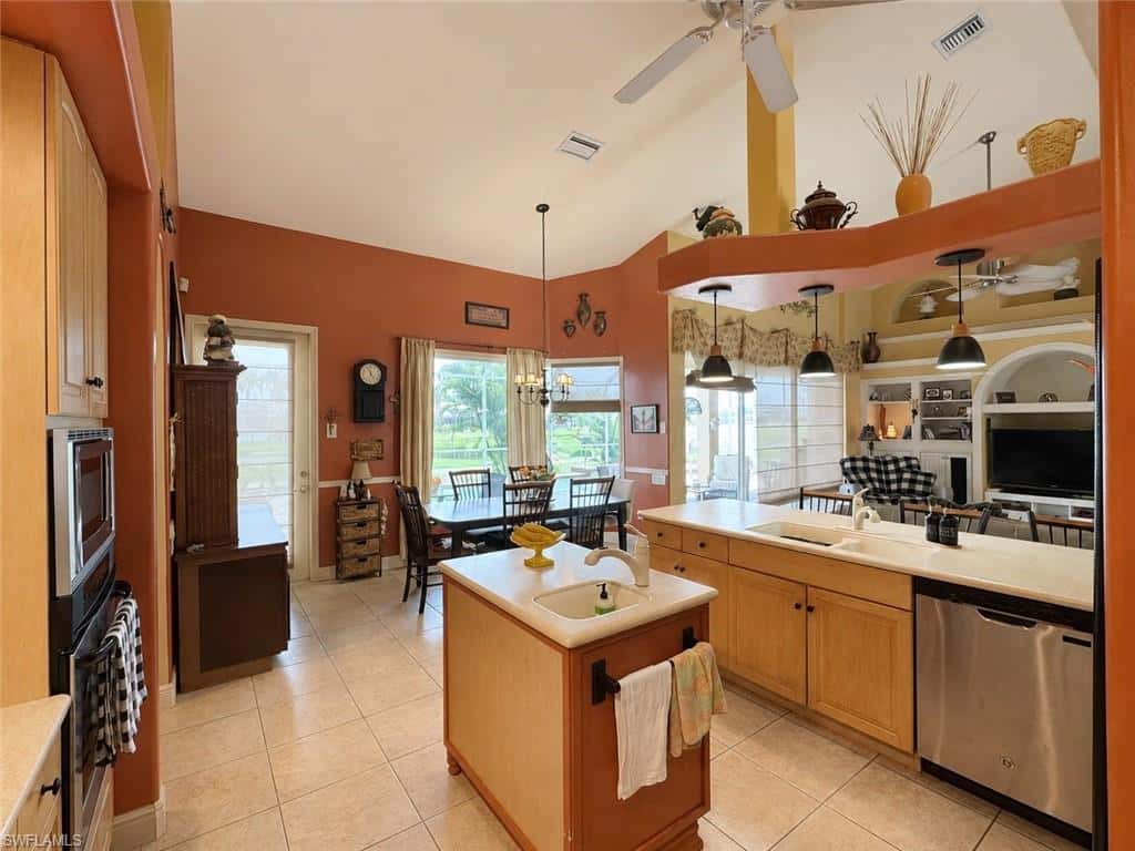 11978 King James Ct, Cape Coral, photo 13
