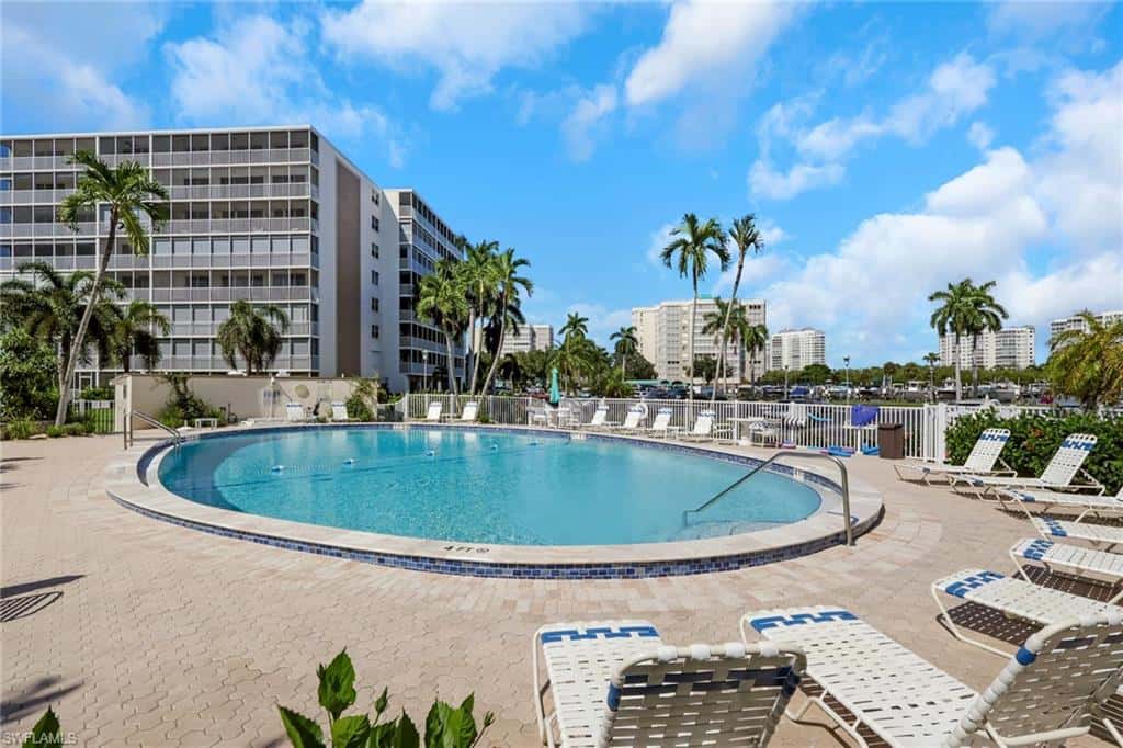 3 Bluebill Ave #107, Naples, photo 27