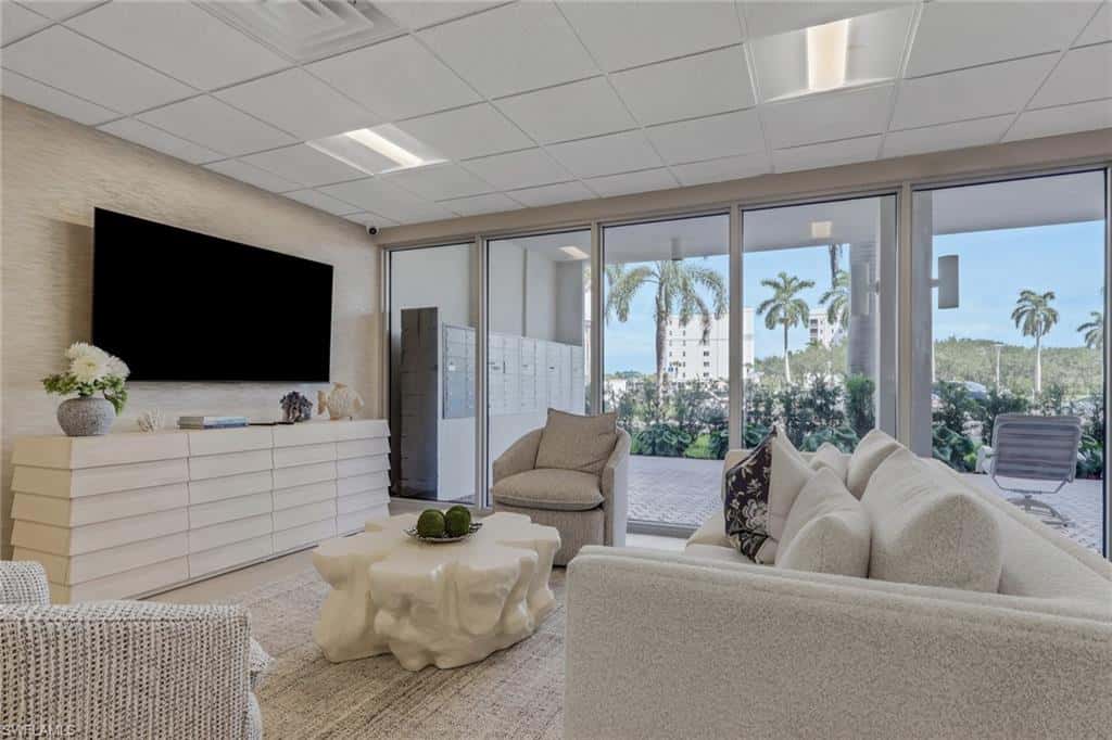 3 Bluebill Ave #107, Naples, photo 25
