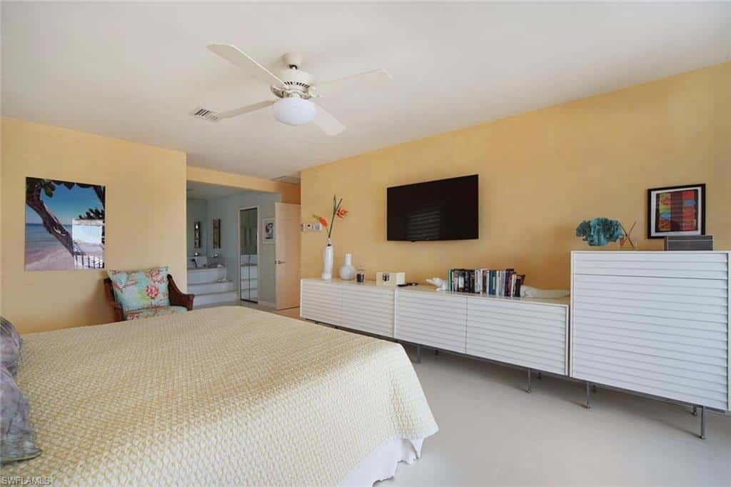 656 Coral Dr, Cape Coral, photo 22