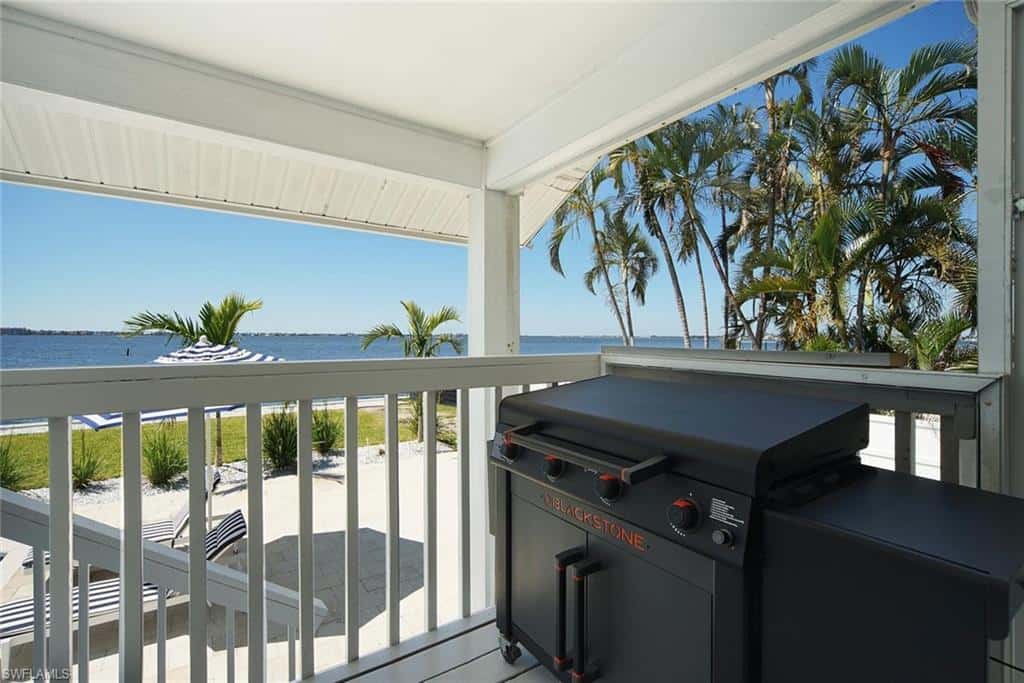 656 Coral Dr, Cape Coral, photo 19