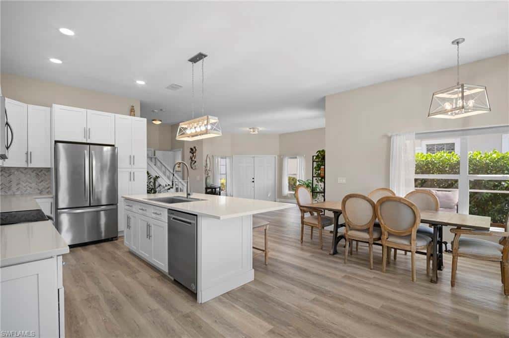 9049 Spring Mountain Way, Fort Myers, photo 13