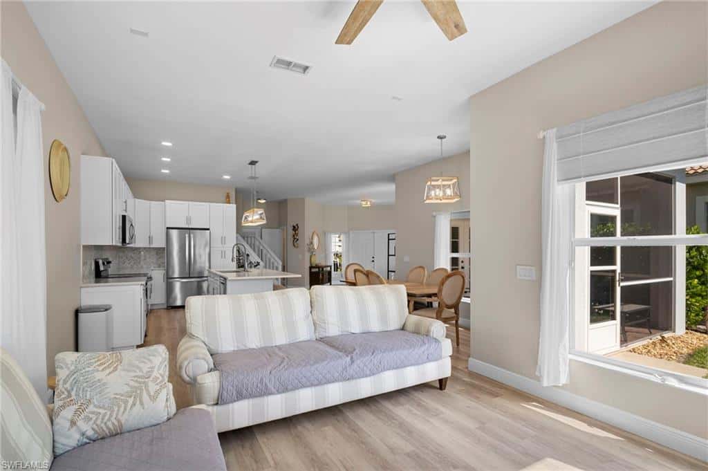 9049 Spring Mountain Way, Fort Myers, photo 17