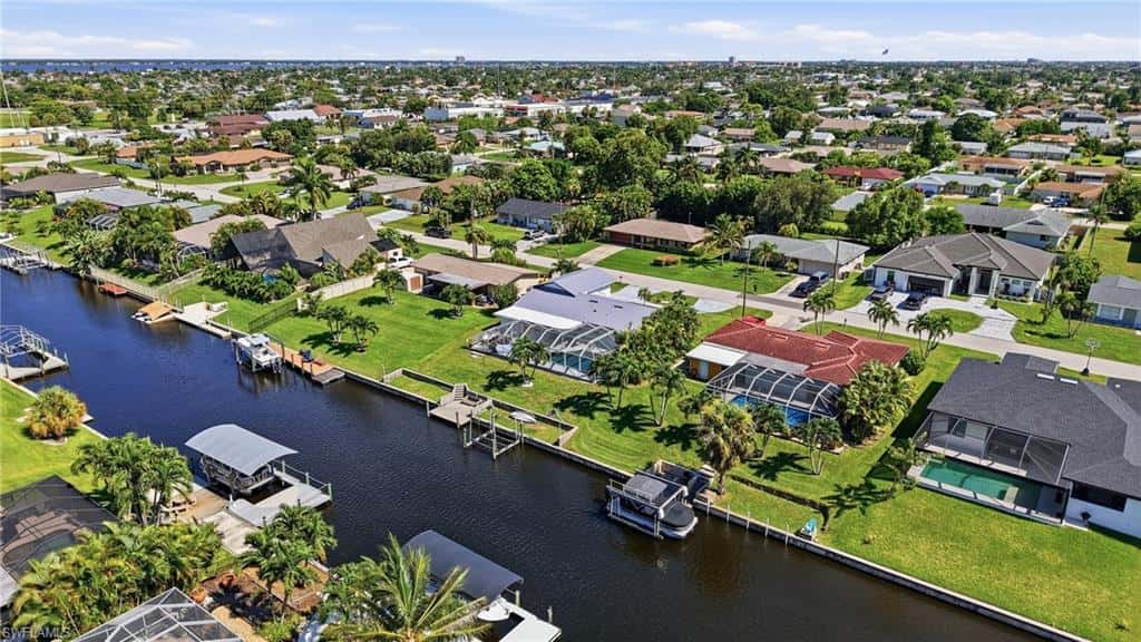 1421 29th Ter, Cape Coral, photo 48