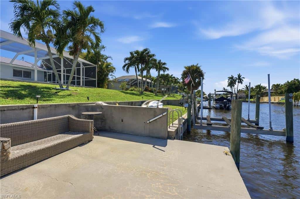 1421 29th Ter, Cape Coral, photo 44