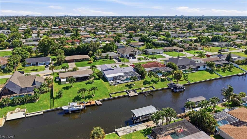 1421 29th Ter, Cape Coral, photo 47