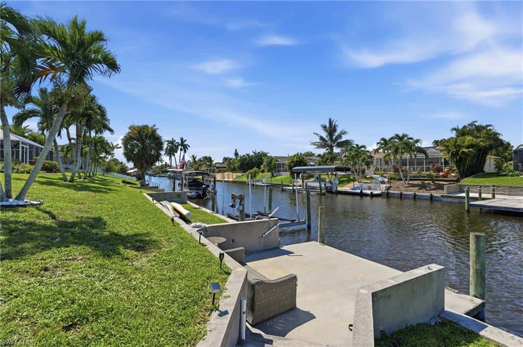 1421 29th Ter, Cape Coral, photo 43