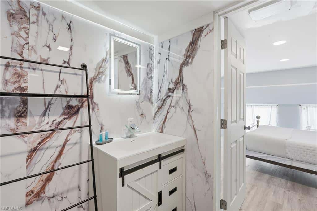 1421 29th Ter, Cape Coral, photo 21