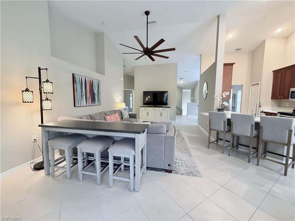 6345 Lexington Ct #201, Naples, photo 4