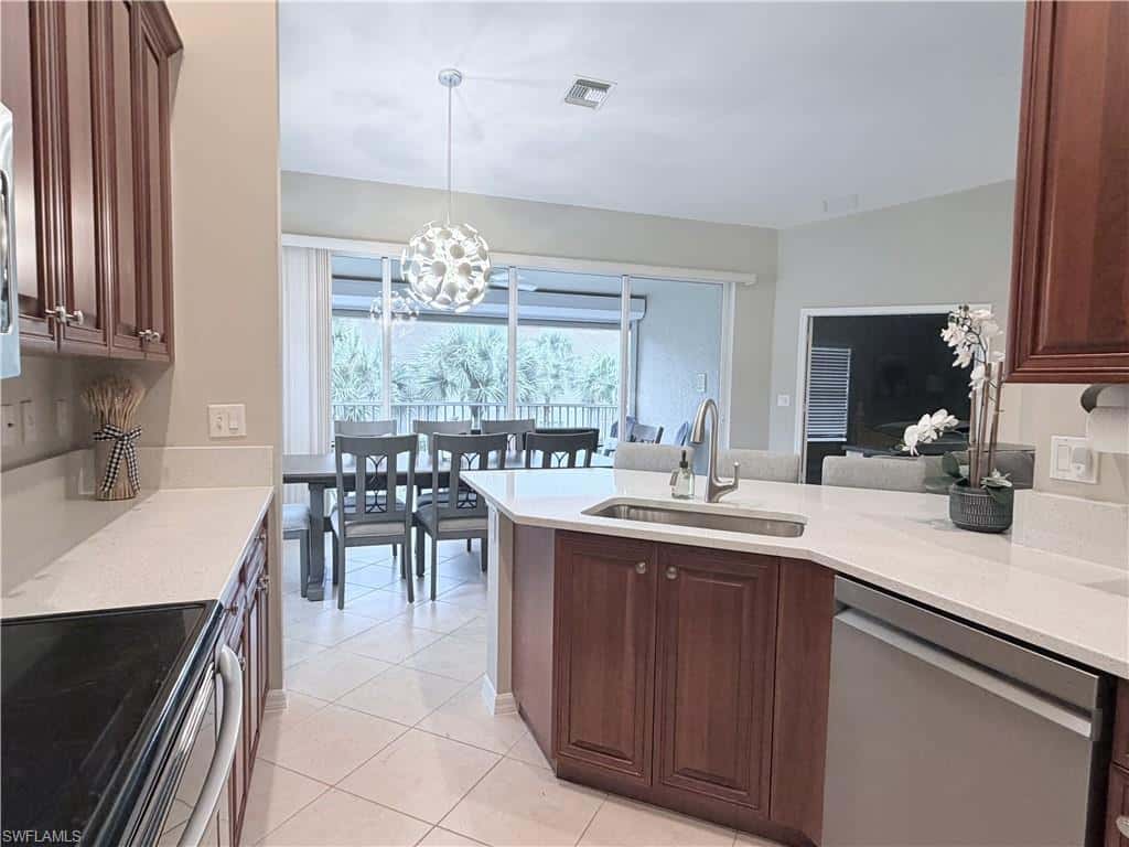 6345 Lexington Ct #201, Naples, photo 8