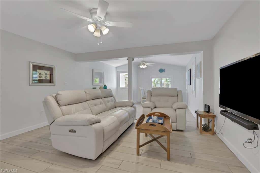 187 2nd St, Bonita Springs, photo 4