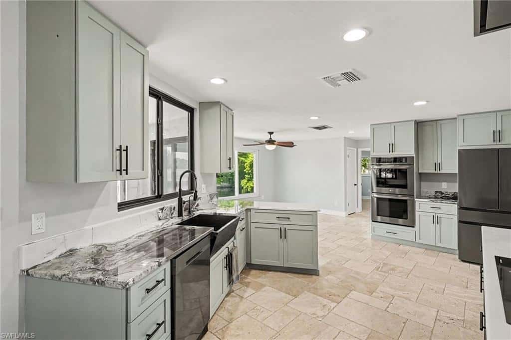 18071 Traverse Dr, Alva, photo 28