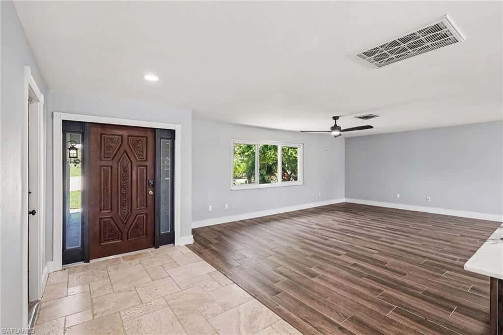 18071 Traverse Dr, Alva, photo 9