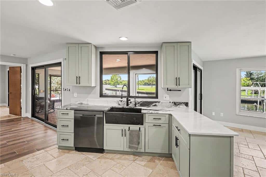 18071 Traverse Dr, Alva, photo 30