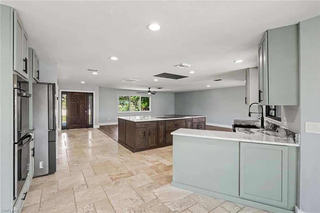 18071 Traverse Dr, Alva, photo 31