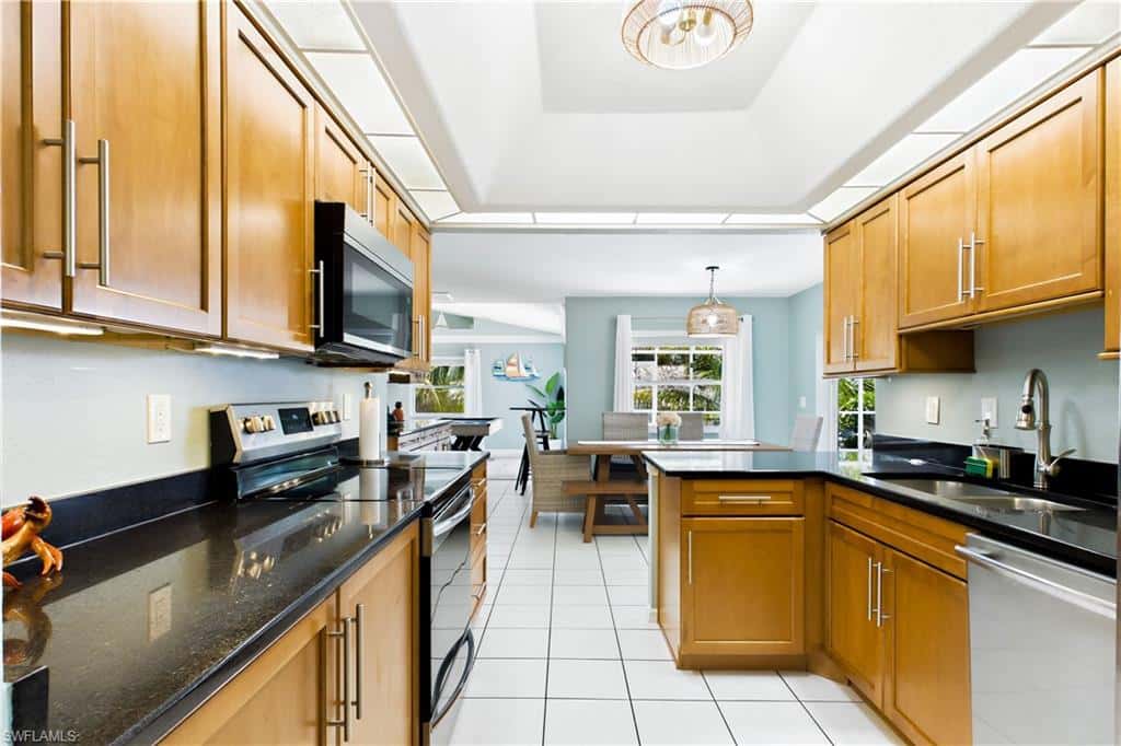 1440 13th Ter, Cape Coral, photo 27