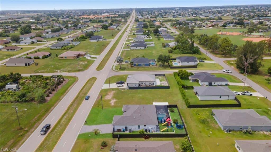 1112 Chiquita Blvd, Cape Coral, photo 46