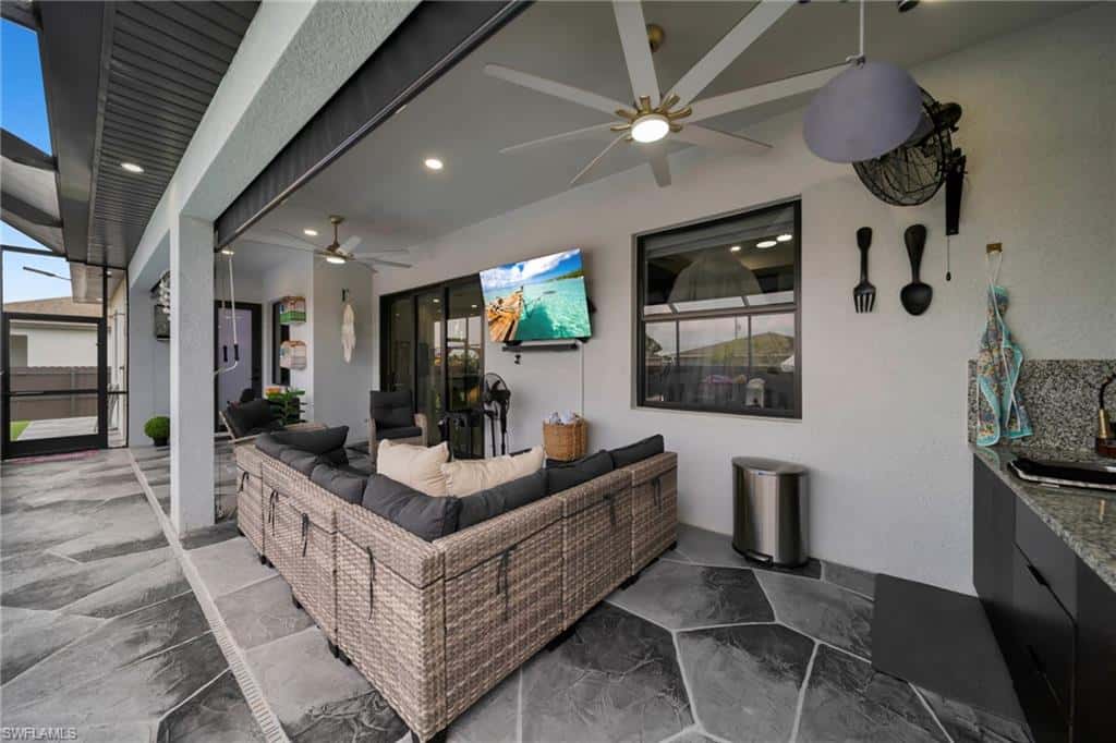 1112 Chiquita Blvd, Cape Coral, photo 32
