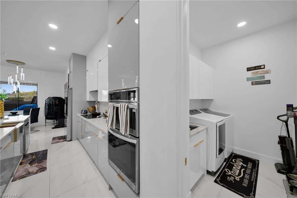 1112 Chiquita Blvd, Cape Coral, photo 11