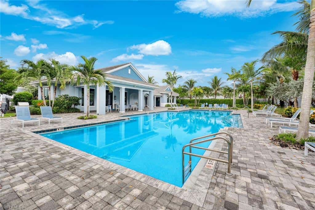 2542 Seychelles Dr #702, Naples, photo 32