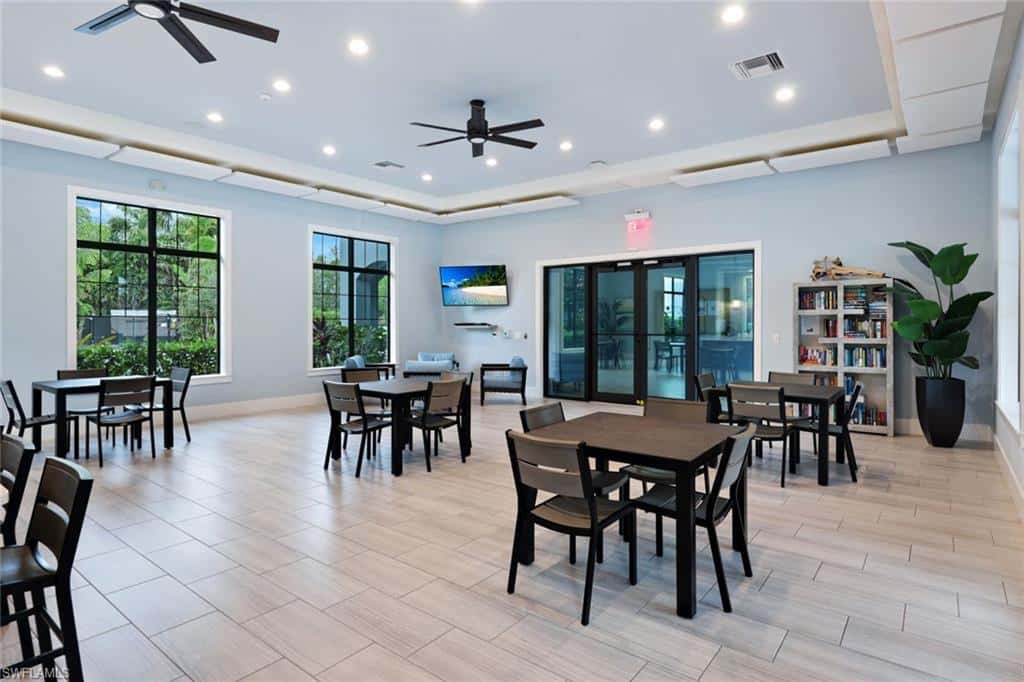 2542 Seychelles Dr #702, Naples, photo 30