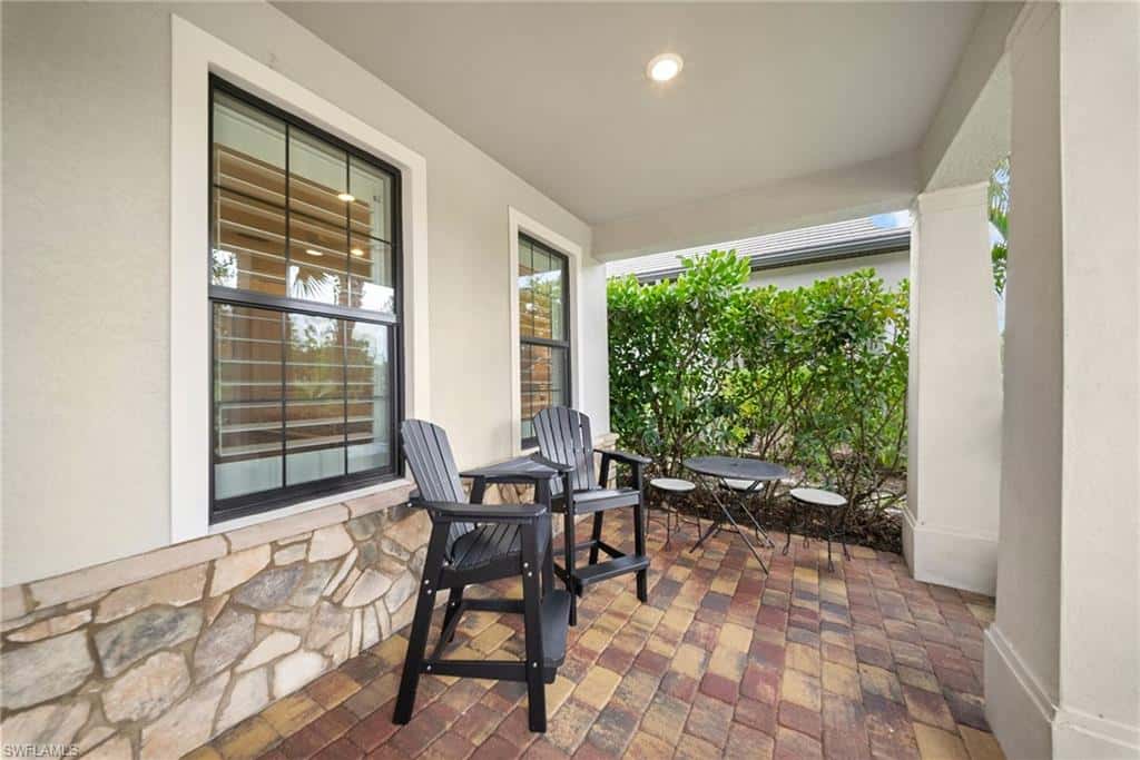 8912 Horned Lark Dr, Naples, photo 32