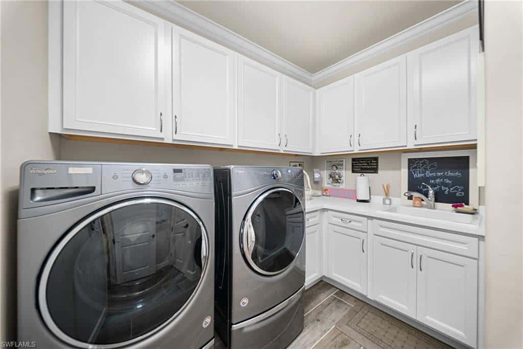 8912 Horned Lark Dr, Naples, photo 30