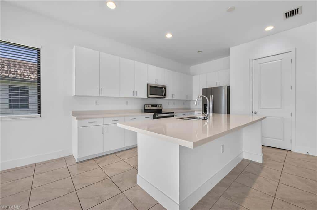 4993 Ofanto Ln, Ave Maria, photo 9