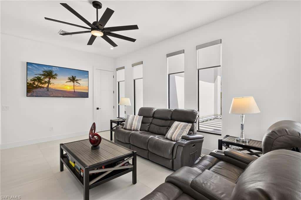 5362 Mayfair Ct, Cape Coral, photo 25