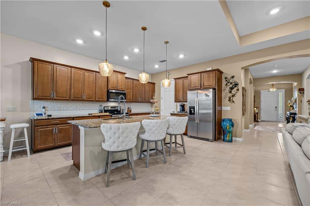 3286 Baravaldo Cir, Cape Coral, photo 13