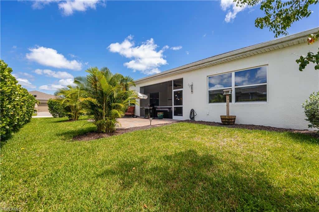 3286 Baravaldo Cir, Cape Coral, photo 32