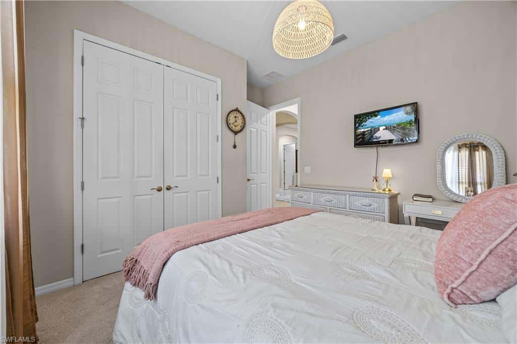 3286 Baravaldo Cir, Cape Coral, photo 28