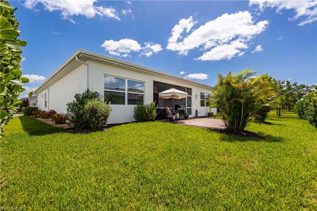 3286 Baravaldo Cir, Cape Coral, photo 34