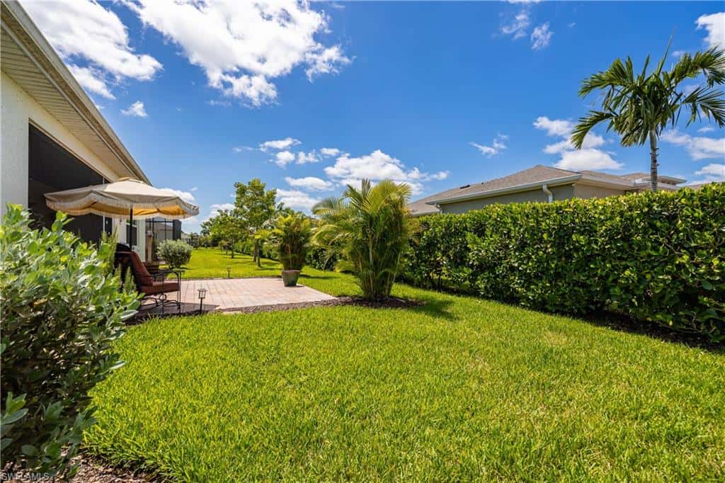 3286 Baravaldo Cir, Cape Coral, photo 35