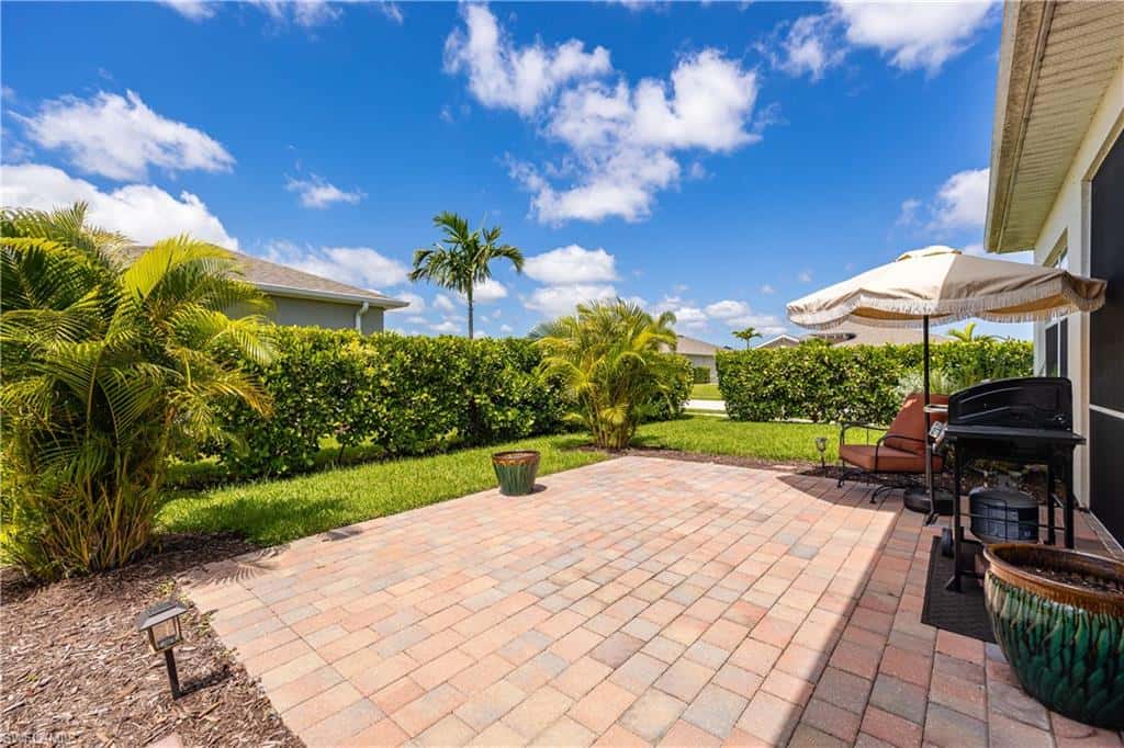 3286 Baravaldo Cir, Cape Coral, photo 31